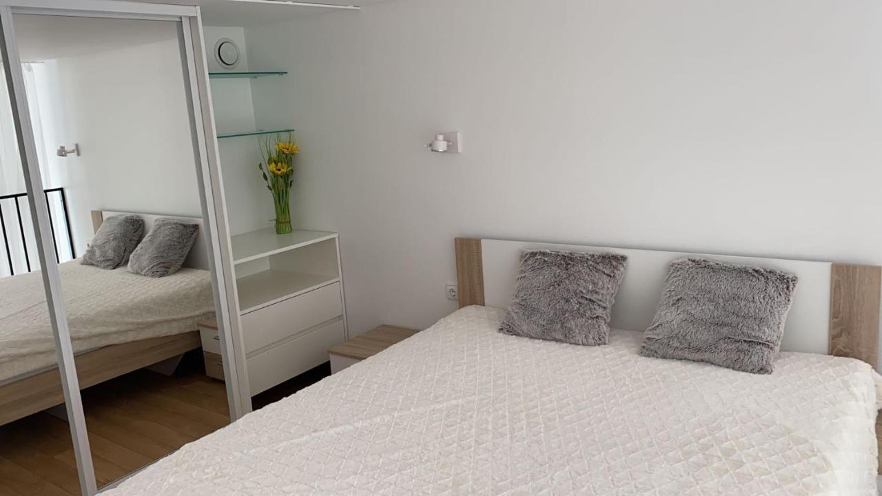Loft In City Center-Prime Rentals Каунас Екстер'єр фото